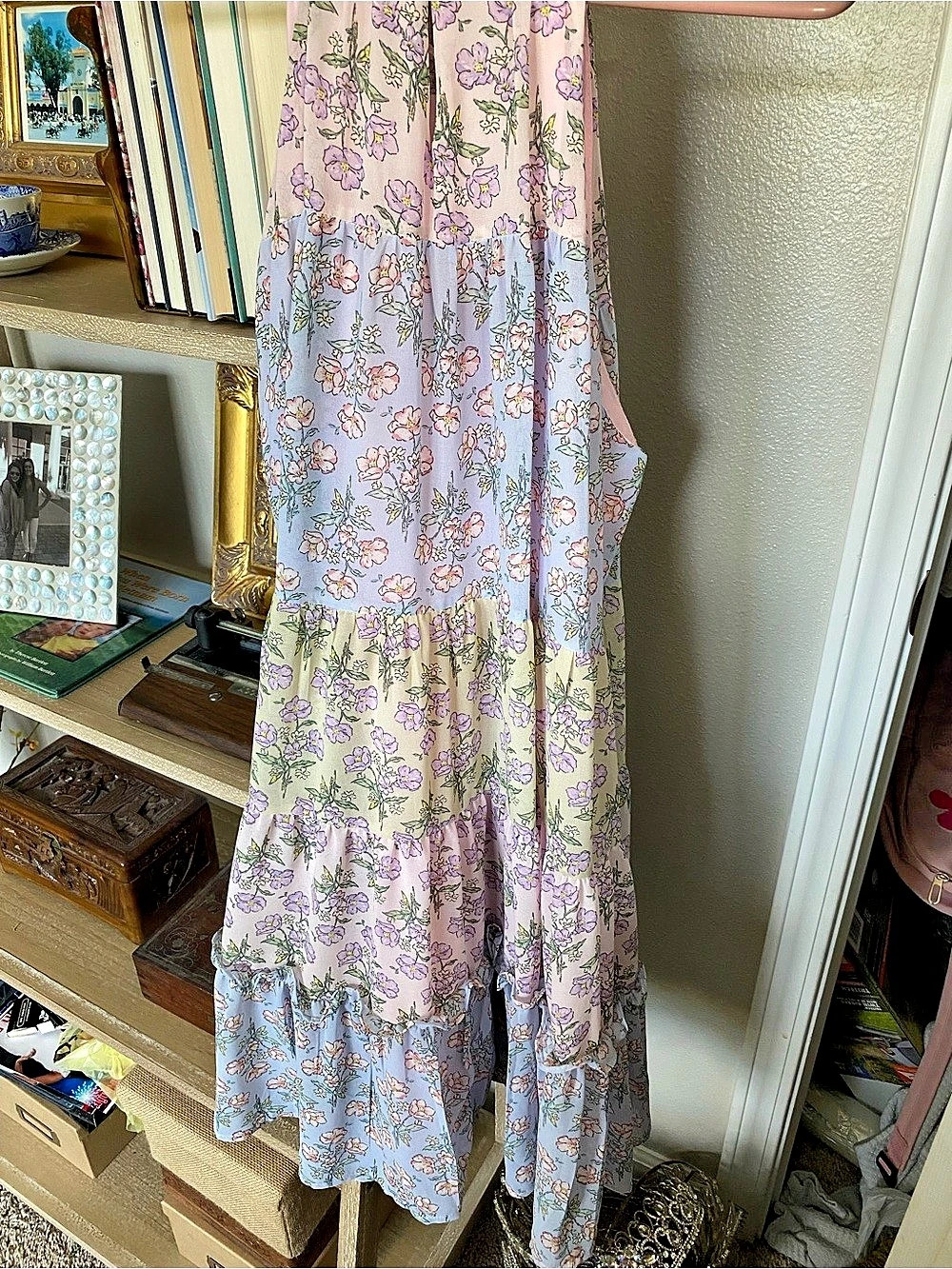 Juliana’s Floral Tiered Dress - Picture 4 of 6